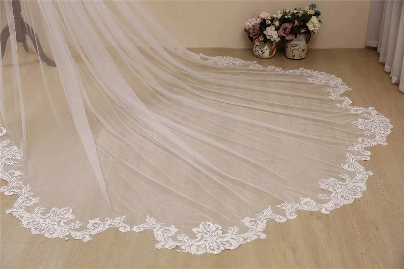 Elegant white Ivory cathedral wedding veil wave shaped lace Bridal veil 3m 4m 5m with Comb  Wedding Accessories Customiz veil