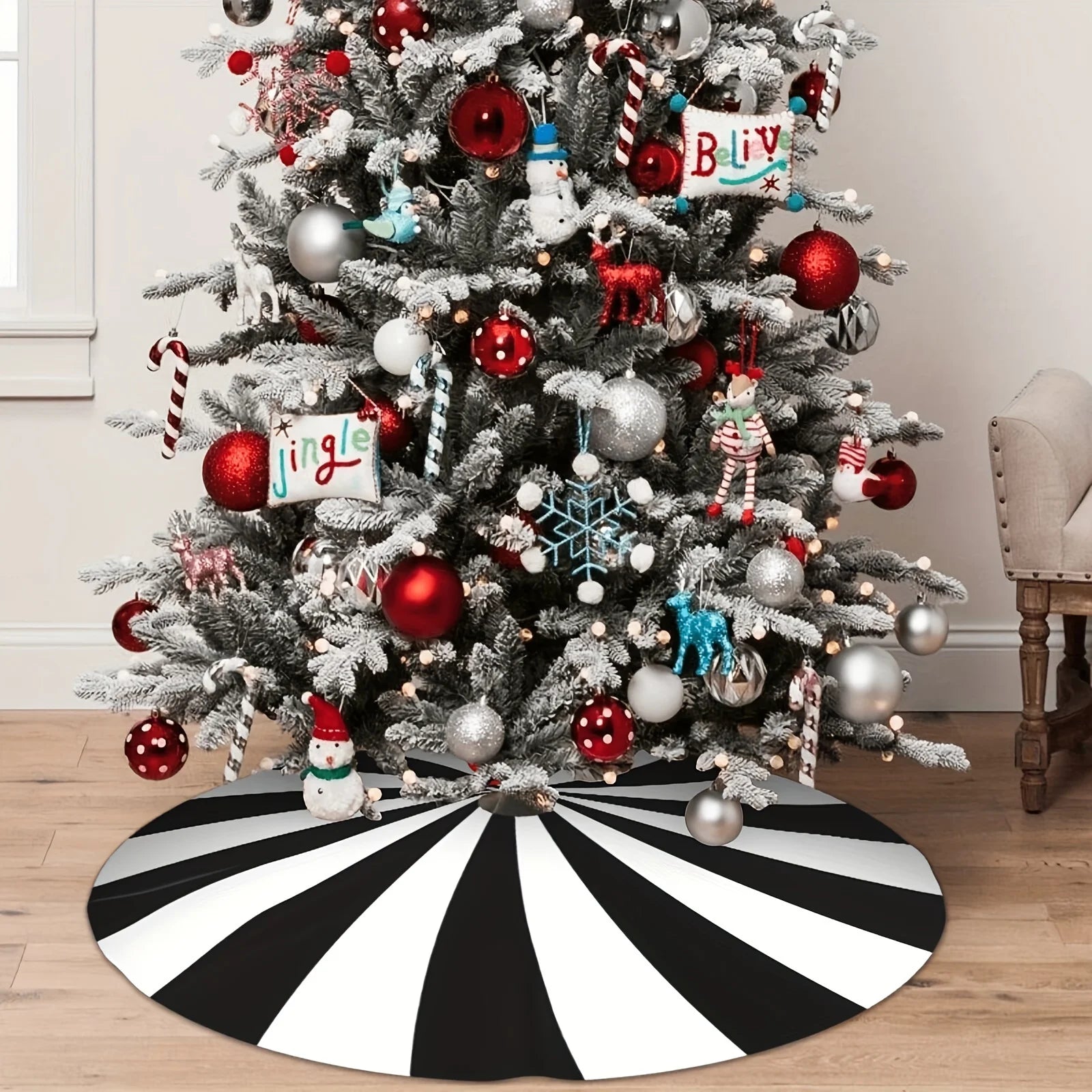 VIKAMA Christmas Black And White Classic Tree Dress Home Decor, Easy To Clean, Washable, For Festive Christmas Tree Gift, Party