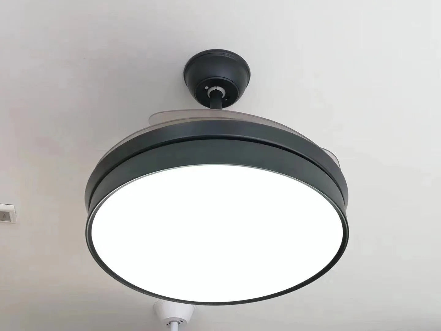 Invisible Fan Lamp Led Dining-Room Lamp 42-Inch LED - Ceiling Fan Light - Fan Music Lamp - LED